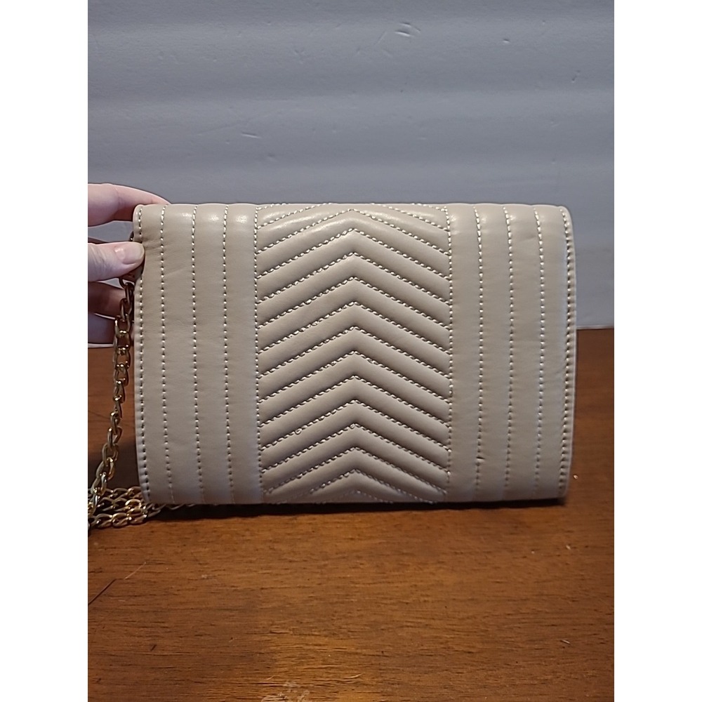 Studio Badgley Mischka Beige Chevron‎ Quilted Chain Strap Crossbody Purse Bag - Picture 3 of 11